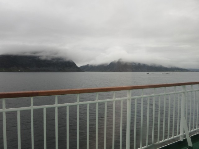 Hurtigruten_2015-06-18_06-35